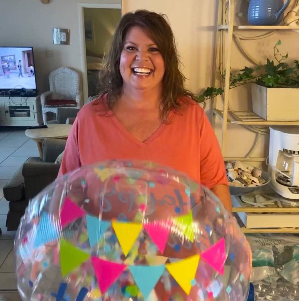 Meet your Posher, Deena